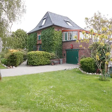 Pumpe An Der Eider Holiday home *